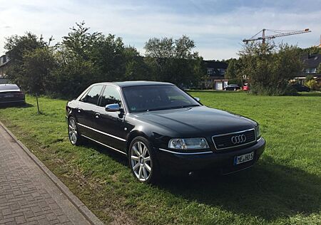 Audi A8 4.2 tiptronic quattro - TOP Gepfl. / VOLL