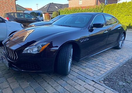 Maserati Quattroporte gebraucht kaufen Maserati Quattroporte 3.0 V6 S GranLusso Q4 Automatik...