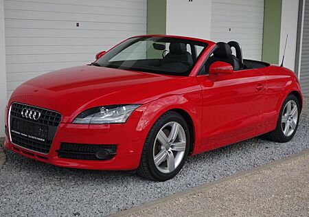 Audi TT Roadster 2.0TFSI"Navi"Bi-Xen"Leder"Sound"PDC"