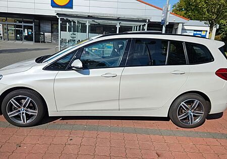 BMW 216d Sport 7 Sitzer