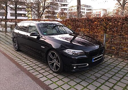 BMW 520d Touring A Luxury Line Luxury Line