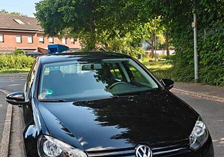 VW Golf Volkswagen 1.4 TÜV 2027 / Carplay/ Display/1 Hand/Klim