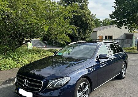 Mercedes-Benz E 220 d T Vollleder mit Sitzbelüftung 2. Hand
