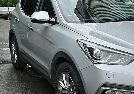 Hyundai Santa Fe blue 2.2 CRDi Style 4WD Automatik 7...