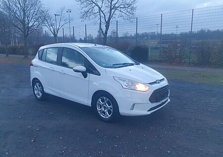 Ford B-Max 1,0 EcoBoost 74kW S/S Titanium Titanium