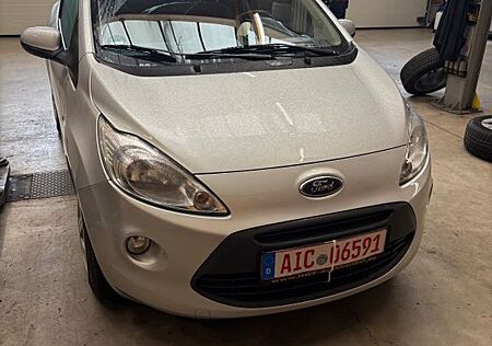 Ford Ka gebraucht kaufen Ford Ka /+ 1,2 Titanium Titanium