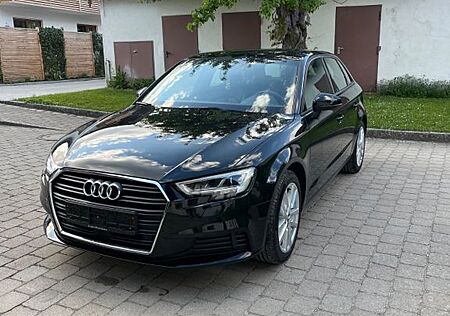 Audi A3 35 TDI S tronic -