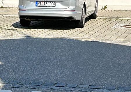 VW Golf Volkswagen 2.0 TDI SCR DSG Life Variant Life