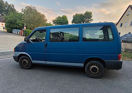 VW T4 Caravelle Volkswagen T4 mit Lkw-Zulassung, 8-fach bereift