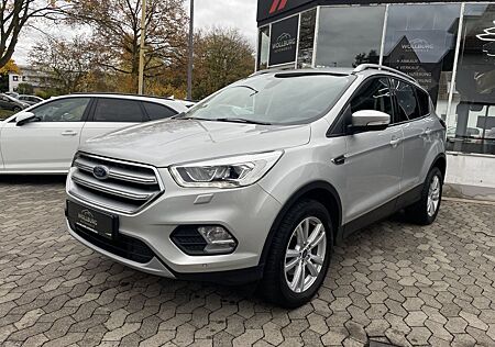 Ford Kuga Cool & Connect 1.5 Nav/Temp/AHK/Allw/ParkAs