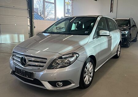 Mercedes-Benz B 180 -Autom-Navi-PDC-SHZ-Allwetter