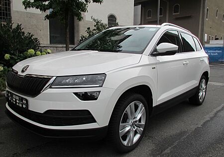 Skoda Karoq Ambition 4x4 Klima Alu Navi LED AHK Kamera