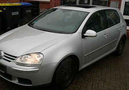 VW Golf Volkswagen V Lim. Trendline