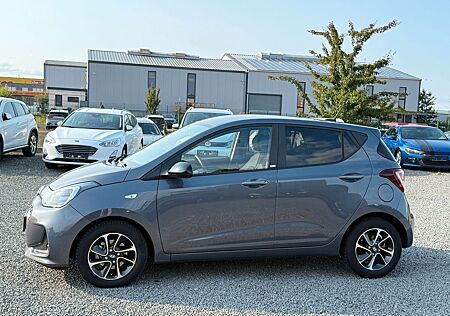 Hyundai i10 YES! Lenkrad + Sitzheizung PDC 1.Hand !!!