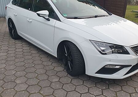Seat Leon ST 2.0 TDI 135kW FR DSG FR