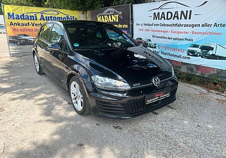 VW Golf Volkswagen VII Lim. GTD BMT