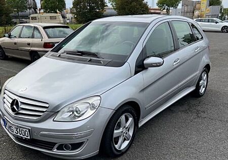 Mercedes-Benz B 170 - TÜV Neu