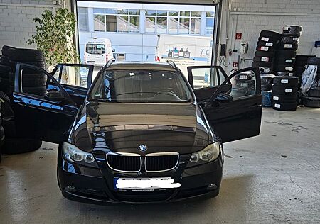 BMW 318i touring -