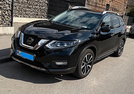 Nissan X-Trail 1.7 dCi / TEKNA 4x4i /7- sitzer /Leder..