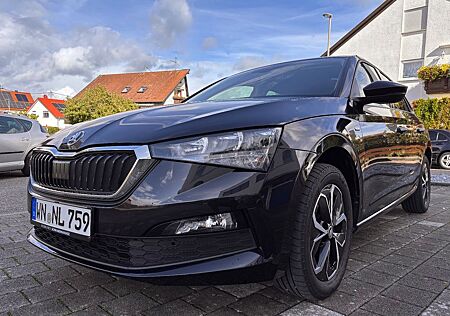 Skoda Scala 1.0 85kW DAB / PDC / SCHECKHEFT / HU NEU