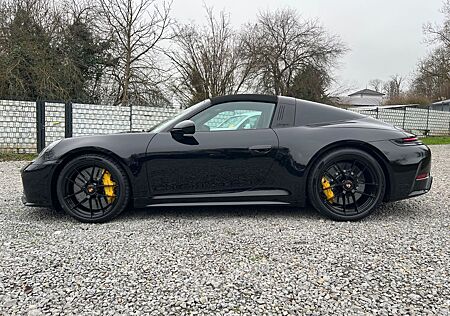 Porsche 992 .2 TARGA 4 GTS*541PS*CERAMIC*BURMESTER*LIFT*