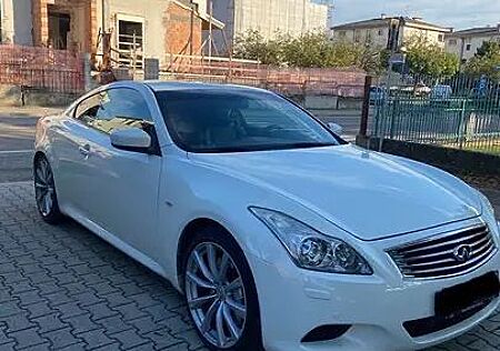 Infiniti G37 3.7l V6 AT -