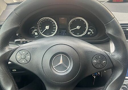 Mercedes-Benz CLC 180 KOMPRESSOR -