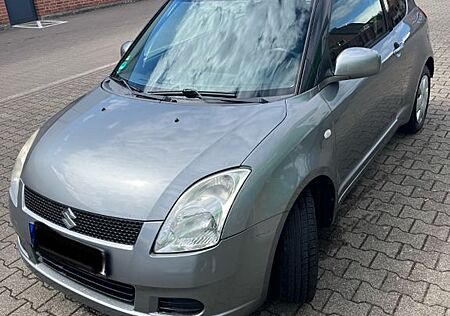Suzuki Swift 1.3 Club Club