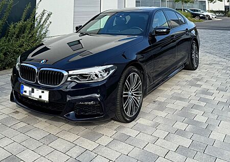 BMW 530e iPerformance M-Paket 360-Kamera Head-up