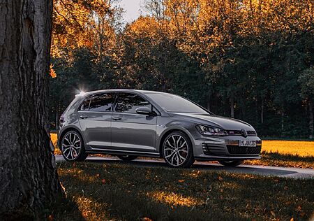 VW Golf Volkswagen 2.0 TSI DSG BMT GTI Performance GTI Per...