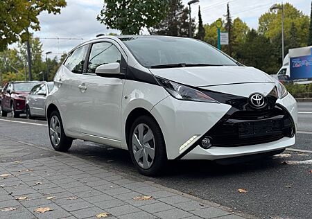 Toyota Aygo (X) Aygo 1,0-l-VVTp Team Deutschland/Kamrea/Klima