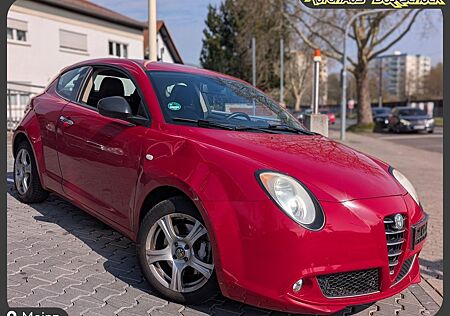 Alfa Romeo MiTo 1.4 Turbo Distinctive. 155PS. PDC. ALU