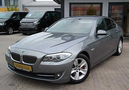BMW 523i 523 Baureihe 5 Lim. /Xenon /Navi / Tüv NEU