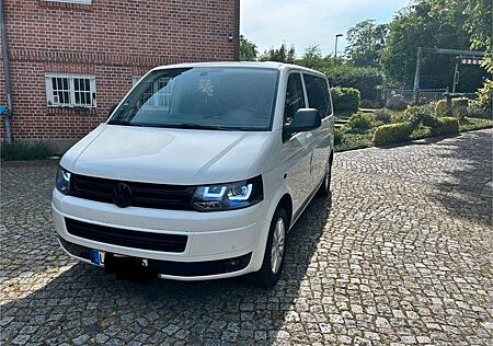 VW T5 Multivan Volkswagen gepflegtes Fahrzeug