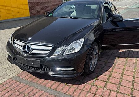 Mercedes-Benz E 350 Coupé CDI BlueEFFICIENCY AMG Paket