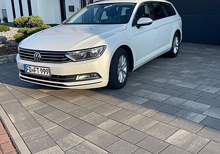 VW Passat Volkswagen 2.0 TDI SCR 140kW DSG Comfortline Com...