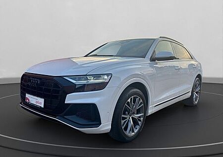 Audi Q8 55 TFSI e quattro S line*PANO*OPTIK*KAMERA*SH