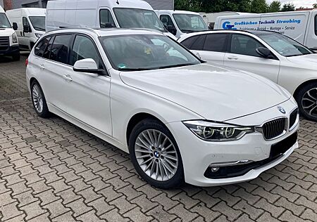 BMW 320 d xDrive Luxury Line