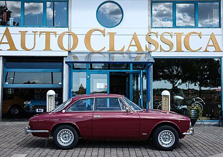 Alfa Romeo 2000 GT Veloce 2.0