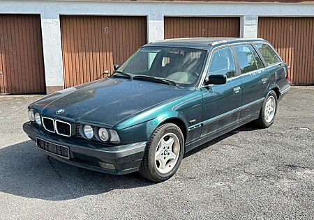 BMW 525i Kombi E34 Panorama-Leder-Sitzheizung-Klima-