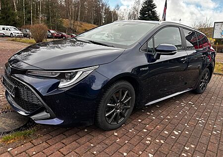 Toyota Corolla Touring Sports Hybrid Team D