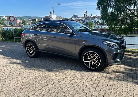 Mercedes-Benz GLE 350 AMG line, 360 Kamera, 1 Hand