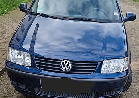 VW Polo Volkswagen 1.0 Basis