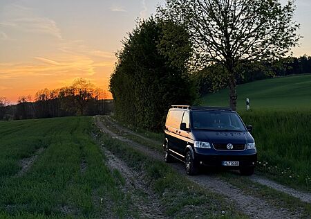 VW T5 Multivan Volkswagen Startline mit Wohnmobil-Ausbau