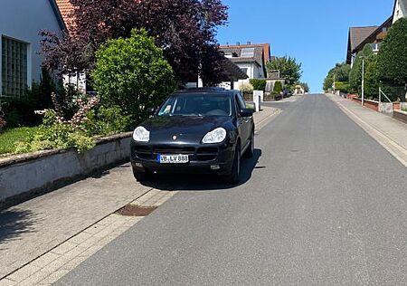 Porsche Cayenne S 9PA Bose soundsystem mit subwoofer