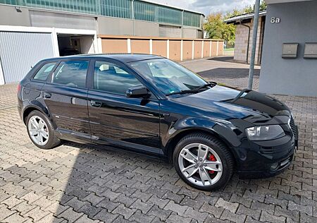 Audi A3 2.0 FSI tiptr. S line Sport. Sportback S ...