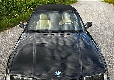 BMW 328i Cabrio