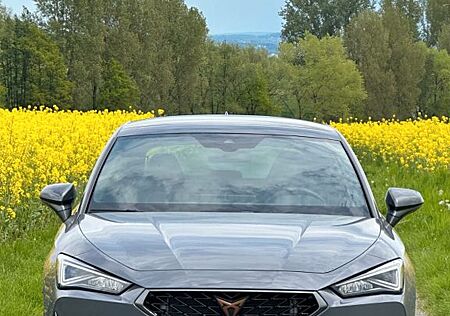 Cupra Leon 2.0 TSI 221kW VZ DSG VZ