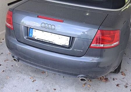Audi A4 1.8 T Cabriolet - Garagenfund - Batterie def.