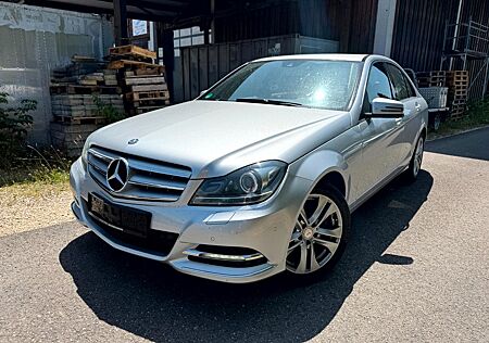 Mercedes-Benz C 200 Lim. BlueEfficiency **XENON/LEDER/AHK**